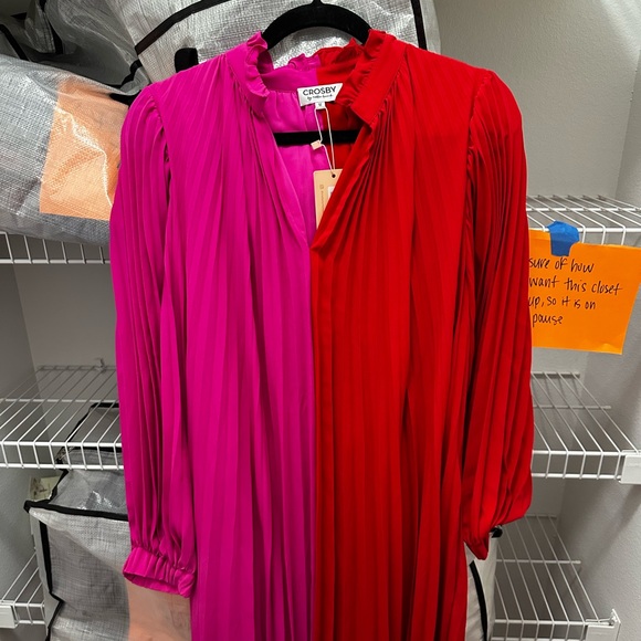 Elegant Red and Pink Women's Dress - Picture 4 of 6